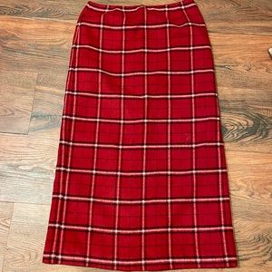 Nine & Co wool skirt red plaid size 8